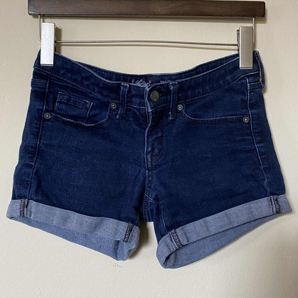 MOSSIMO Mid-Rise Midi Denim Shorts (Size: 00/24)